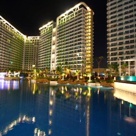 Azure Urban Resort A4 Near Airport Mall With Wavepool Paranaque City Exteriör bild
